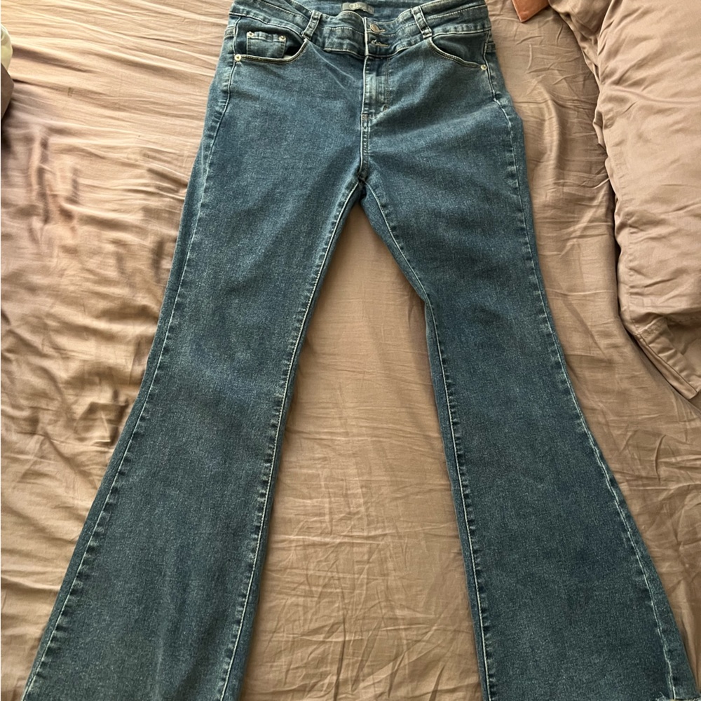 Boot cut jeans